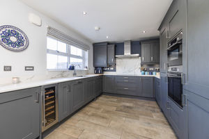 Kitchen- click for photo gallery